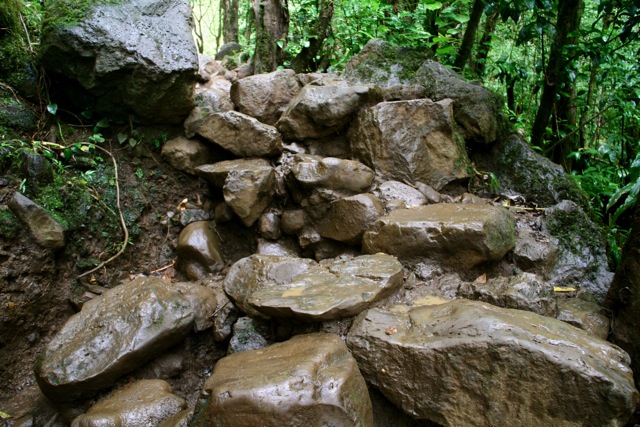 Rocky Manoa Trail
