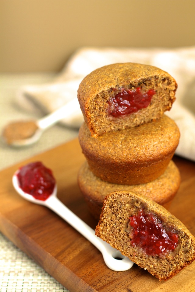 Flourless Almond Butter and Jelly Muffins -- gluten-free, sugar-free, dairy-free, and oil-free || runningwithspoons.com