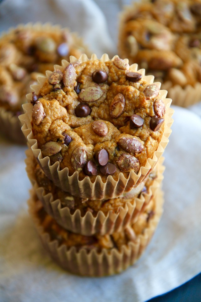 Pumpkin Oat Greek Yogurt Muffins -- made without flour, butter, or oil, but so ridiculously tender and delicious that you'd never be able to tell! || runningwithspoons.com #healthy #muffins #pumpkin #glutenfree