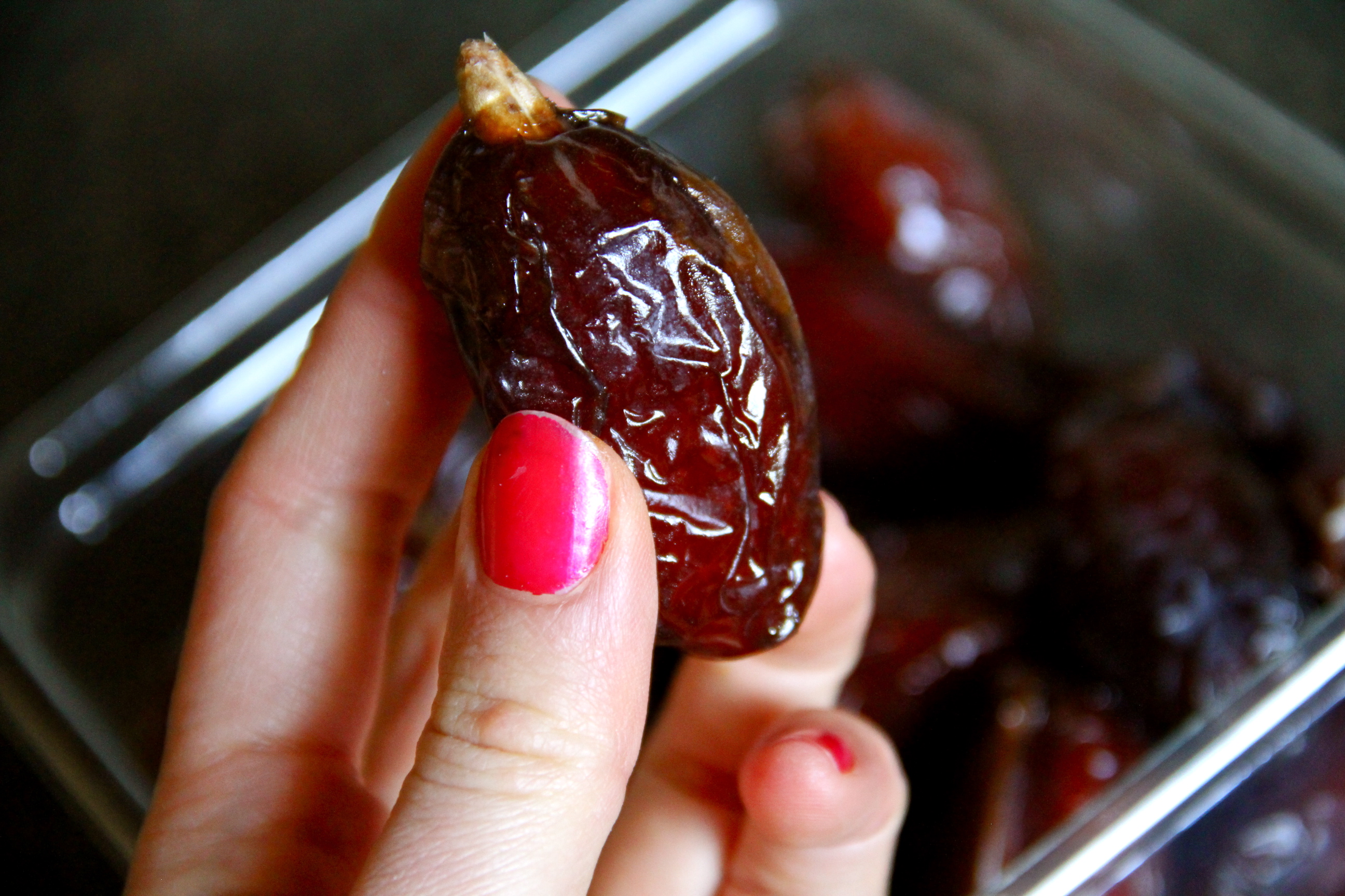 Juicy Dates