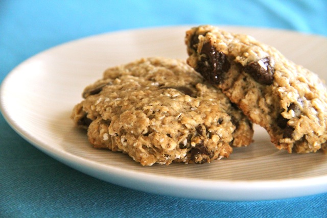 Chocolate Chip Oatmeal Cookies