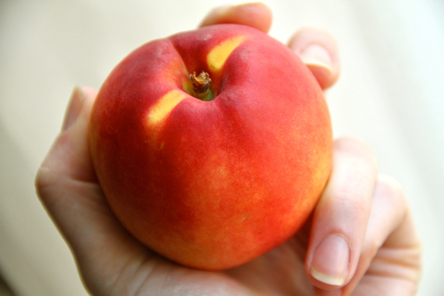 Market Nectarines