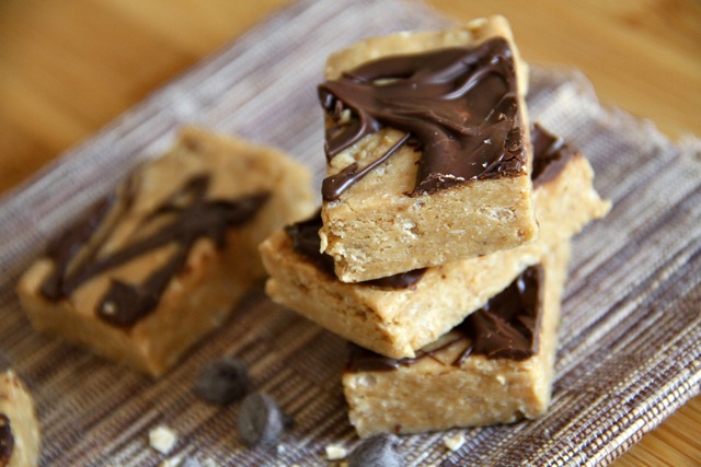 Almond Fudge Bars