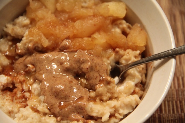 Apple Almond Oatmeal