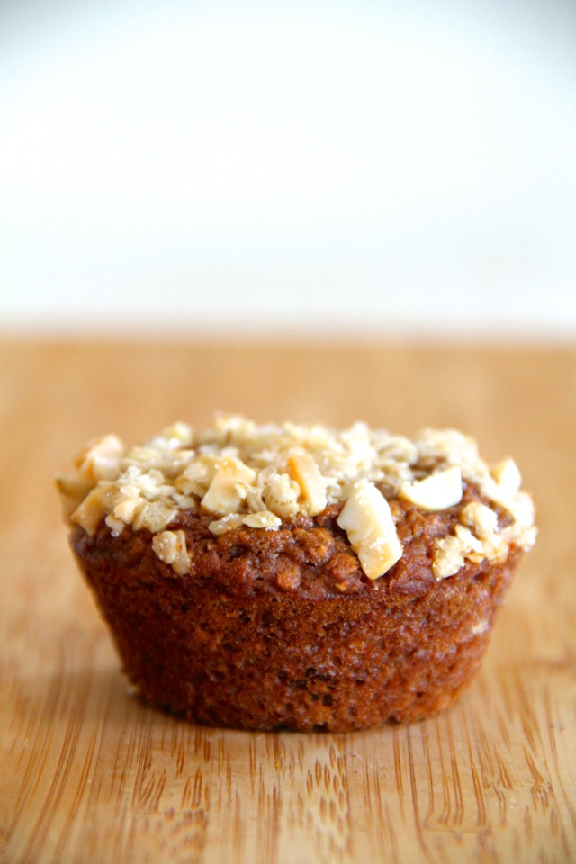 Applesauce Oatmeal Muffins | runningwithspoons.com