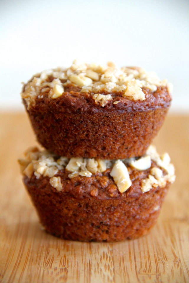 Applesauce Oatmeal Muffins | runningwithspoons.com