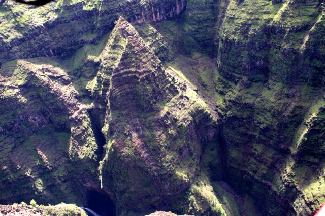 Flying Over Kauai11