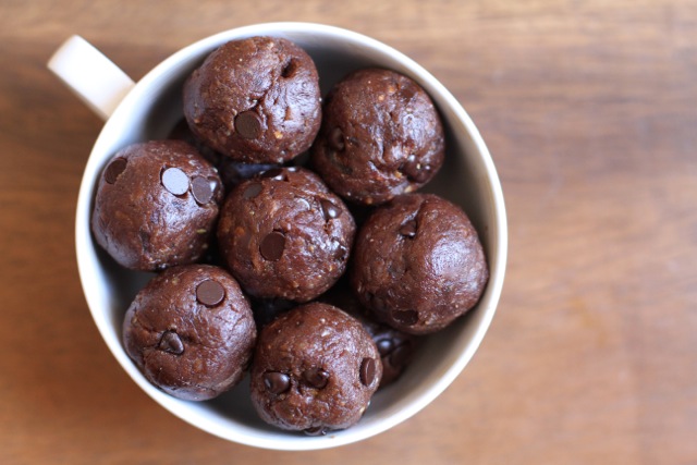 Chocolate Fudge Protein Bites