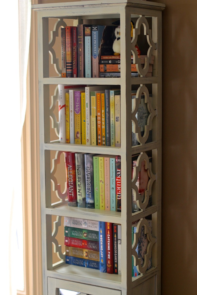 Cute Bookshelf