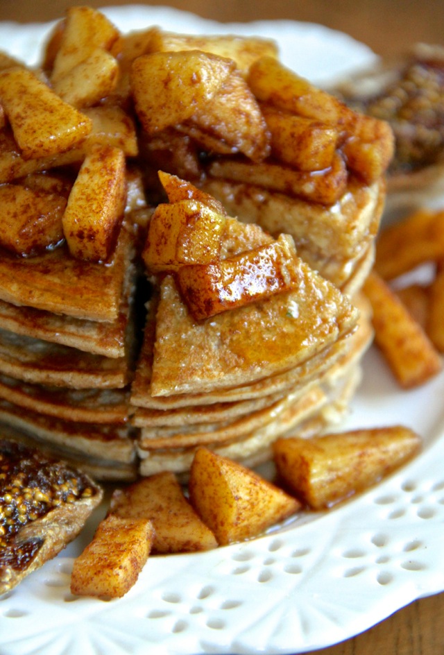 Apple Oat Greek Yogurt Pancakes -- lighty, fluffy, and gluten-free. A quick and easy breakfast that packs over 20g of protein! || runningwithspoons.com #pancakes #breakfast #apple