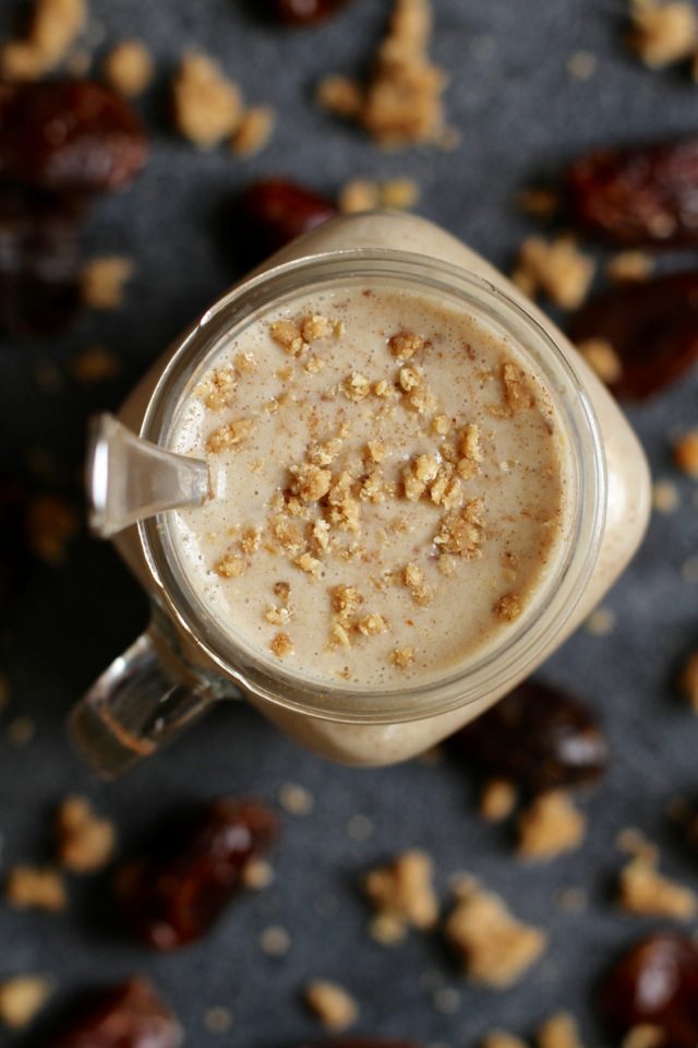 Salted Caramel Cookie Dough Smoothie -- cool, creamy, and ridiculously comforting. You'll never believe that it's actually healthy! || runningwithspoons.com #cookiedough #smoothie #vegan