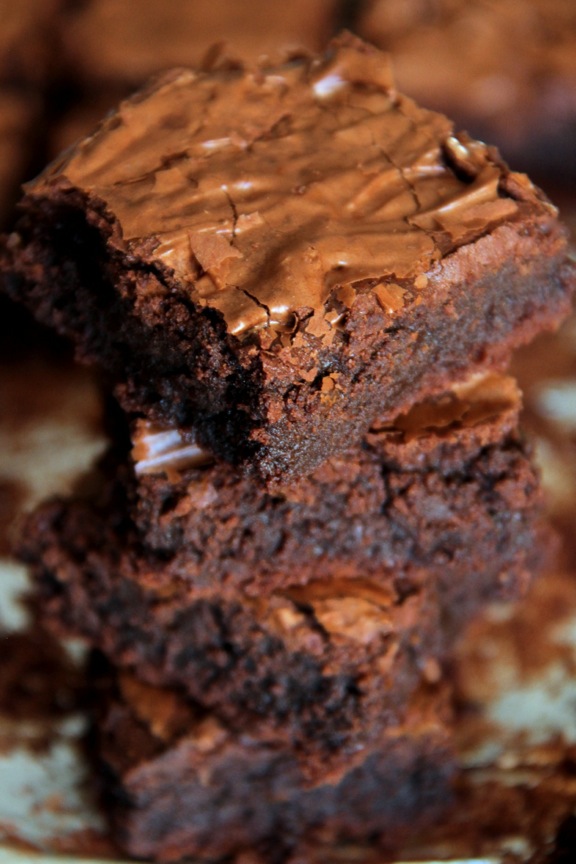 Flourless Double Chocolate Brownies - naturally gluten-free and made without beans! || runningwithspoons.com #glutenfree #brownies #chocolate