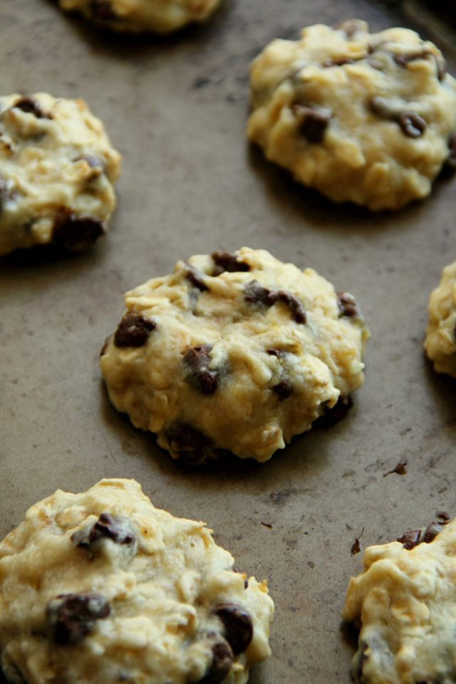 Vegan Banana Bread Oatmeal Cookies