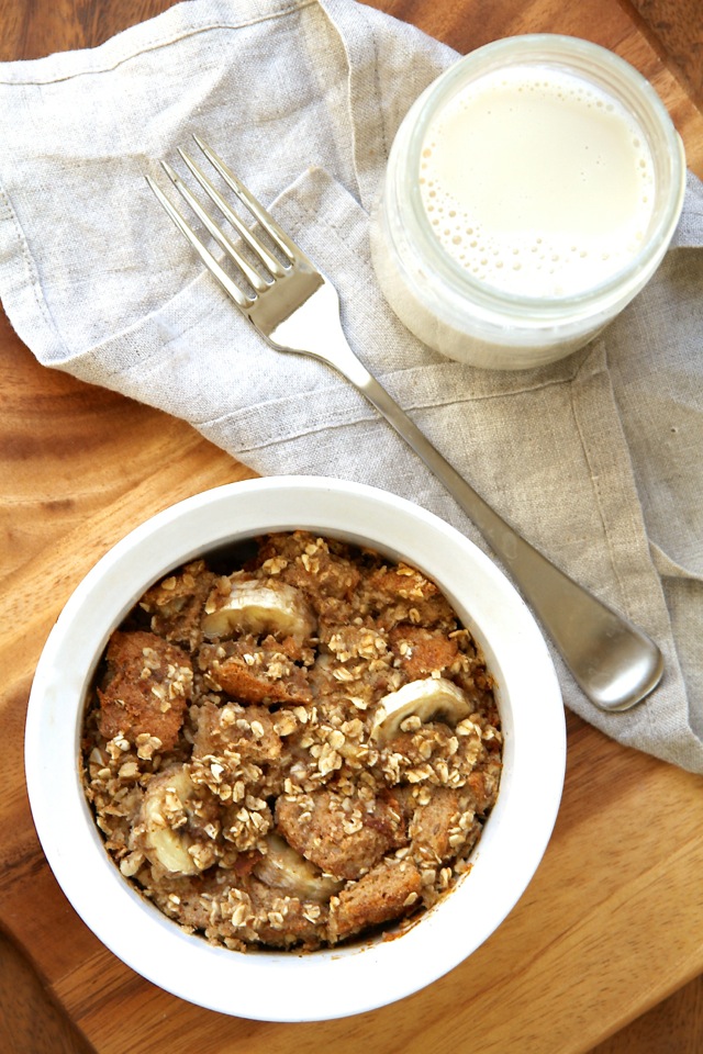 Banana Oat Baked French Toast -- a delicious single serve vegan breakfast that's packed with fibre and plant-based protein! || runningwithspoons.com #vegan #breakfast