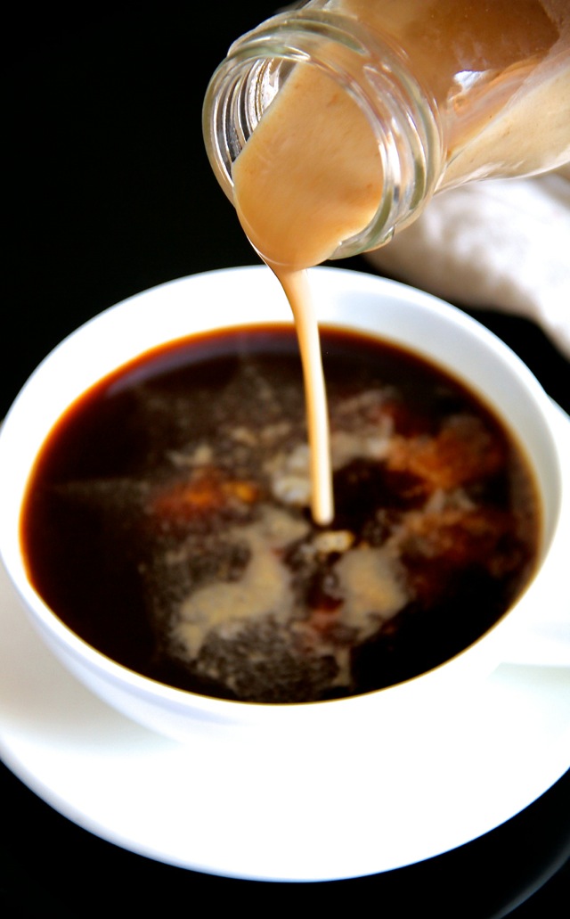 Dairy-free Coffee Creamer -- this naturally sweetened, vegan coffee creamer is a healthy and delicious alternative to store-bought creamers. It's gluten-free, Paleo-friendly, and tastes AMAZING! || runningwithspoons.com