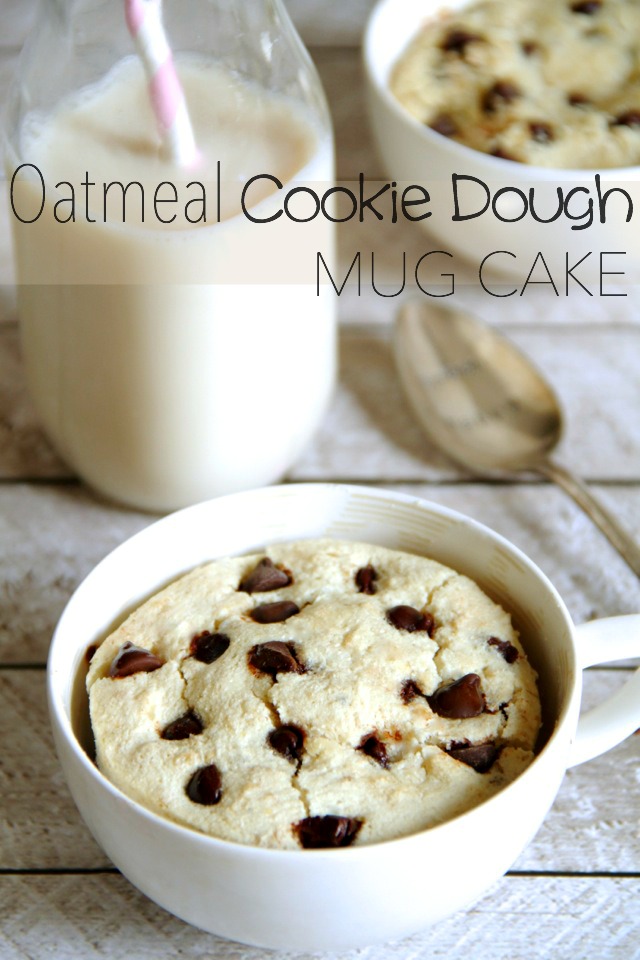 Oatmeal Cookie Dough Mug Cake -- satisfy your cravings in less than 5 minutes with this delicious gluten-free mug cake! Single-serve and made with healthy ingredients, it makes the PERFECT snack! || runningwithspoons.com