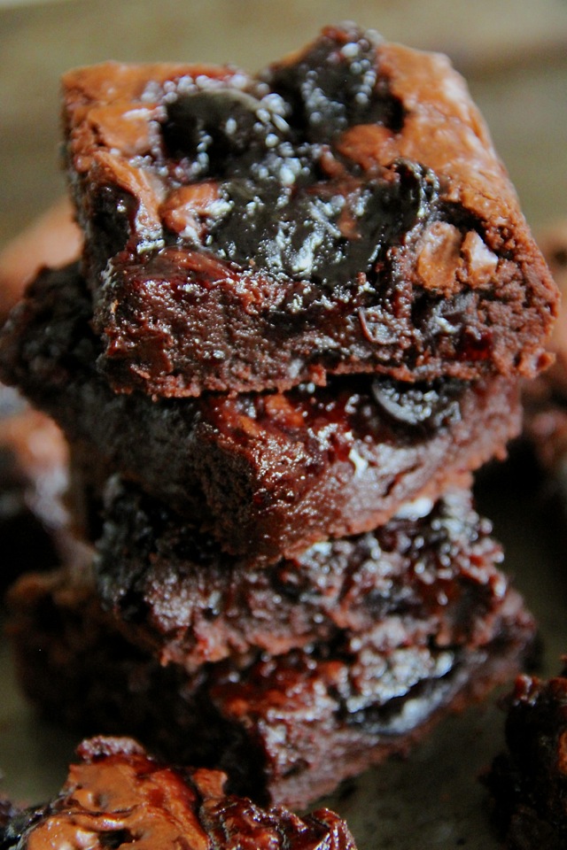 Flourless Double Chocolate Cherry Brownies -- rich and fudgy brownies that are grain-free and made without beans! || runningwithspoons.com #glutenfree #chocolate #brownies