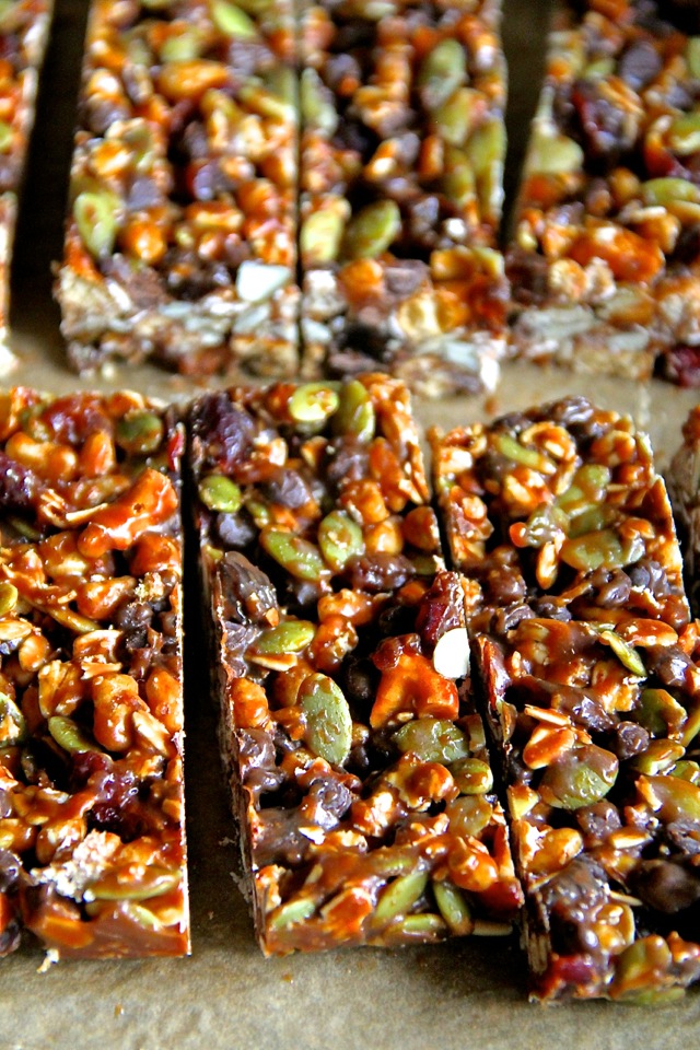 No Bake Trail Mix Granola Bars -- sweet, salty, chewy, and crisp, these granola bars are sure to satisfy any craving! || runningwithspoons.com #glutenfree #vegan