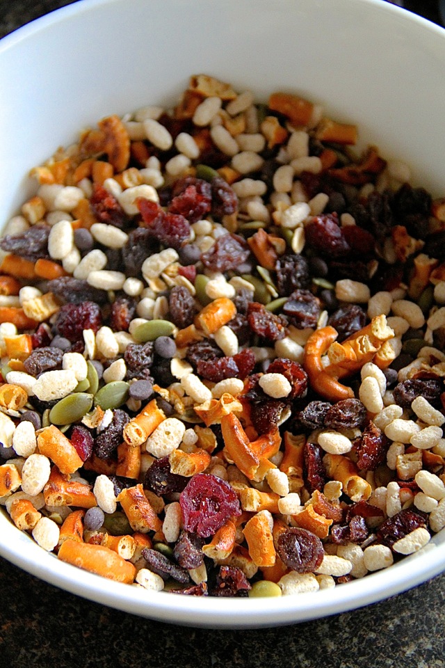 Trail Mix Bar Ingredients