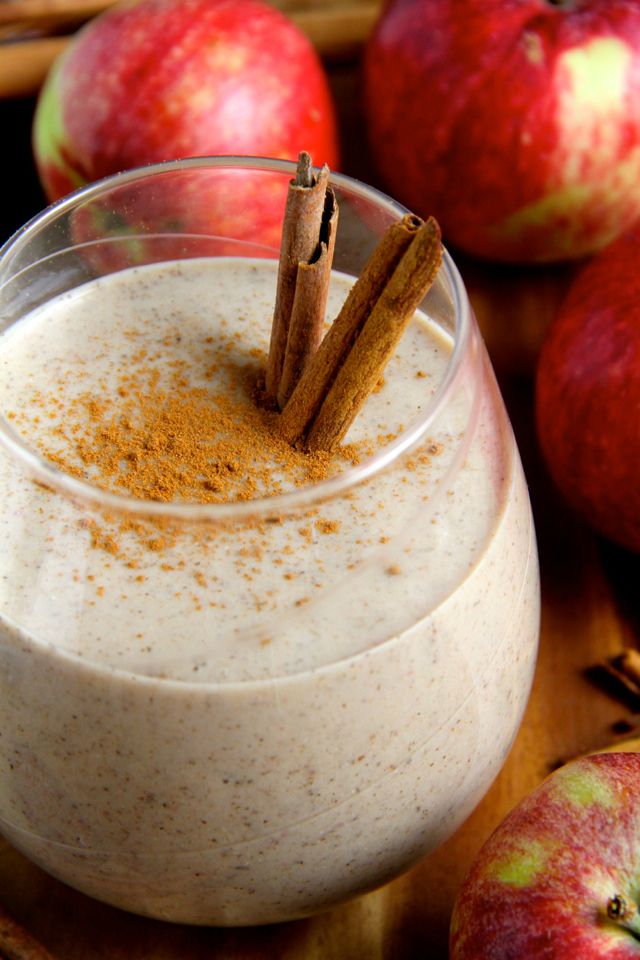 Caramel Apple Overnight Oatmeal Smoothie running with spoons