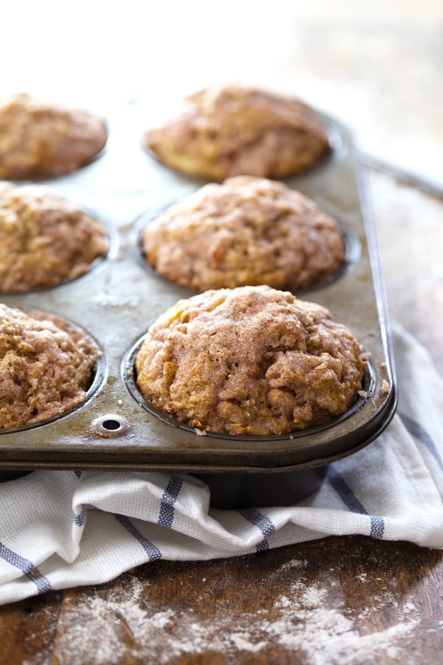 Cinnamon Sugar Apple Muffins