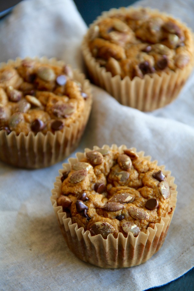 Pumpkin Oat Greek Yogurt Muffins -- made without flour, butter, or oil, but so ridiculously tender and delicious that you'd never be able to tell! || runningwithspoons.com #healthy #muffins #pumpkin #glutenfree