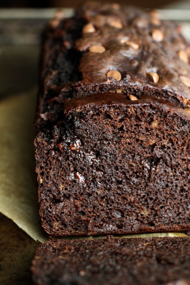 This Double Chocolate Greek Yogurt Banana Bread is LOADED with chocolate flavour, and so soft and tender that you'd never be able to tell it's made with NO butter or oil! || runningwithspoons.com #chocolate #healthy