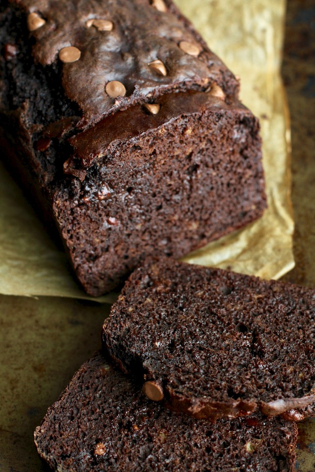 This Double Chocolate Greek Yogurt Banana Bread is LOADED with chocolate flavour, and so soft and tender that you'd never be able to tell it's made with NO butter or oil! || runningwithspoons.com #chocolate #healthy