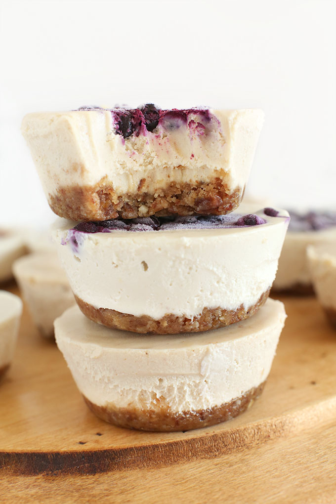 7 Ingredient Vegan Cheesecake