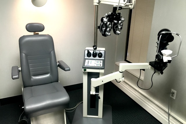 Eye Doctor Chair