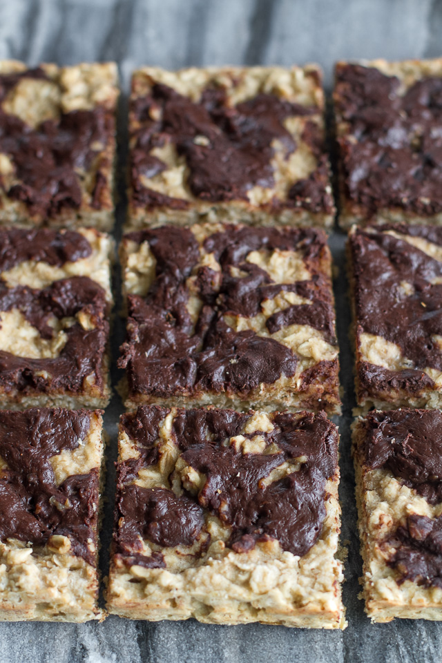 Chocolate Swirl Banana Oat Breakfast Bars - light and fluffy banana oat bars topped with a fudgy chocolate swirl that's healthy enough to enjoy for breakfast! | runningwithspoons.com #recipe #vegan #glutenfree