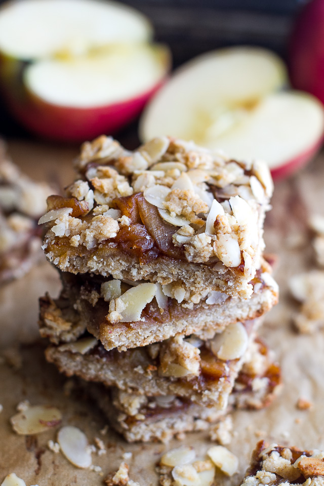 almond-spiked-apple-pie-bars