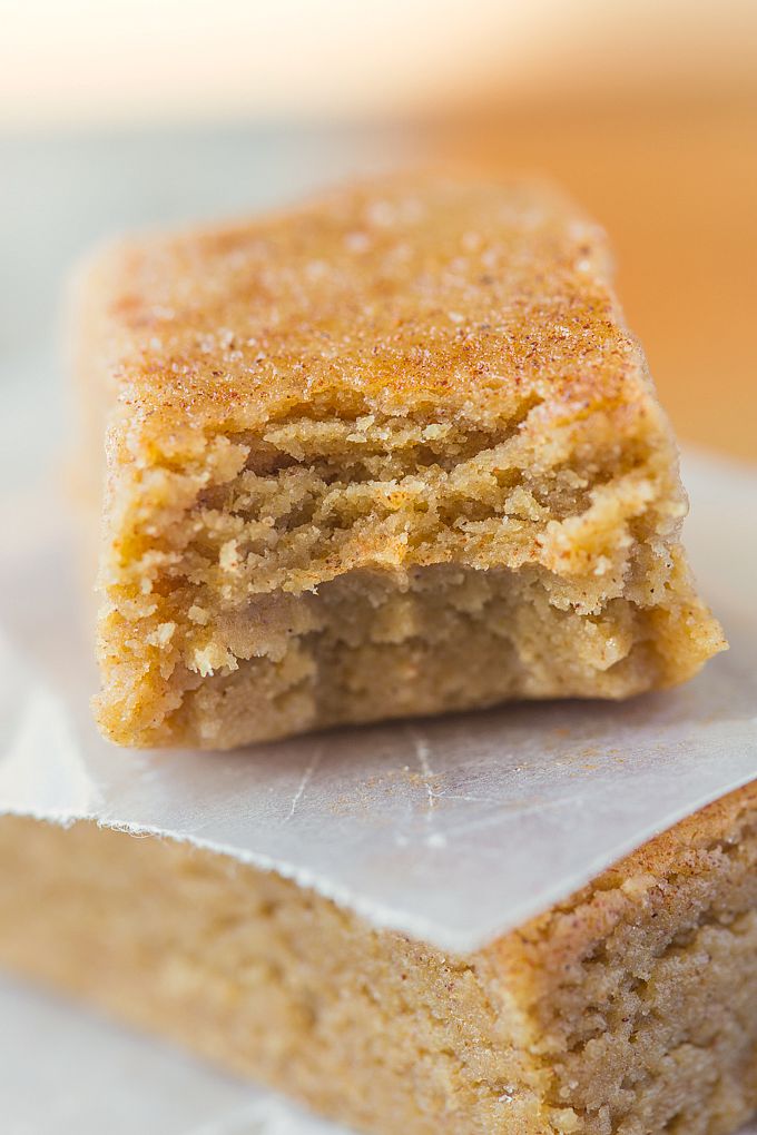 Apple Pie Protein Bars