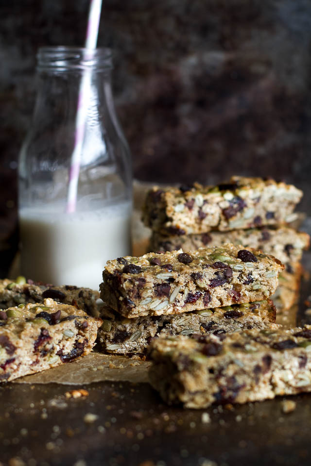 These chewy Trail Mix Protein Granola Bars make a super healthy, filling, and portable snack! You can even customize them with your favourite trail mix ingredients {gluten free, vegan, dairy free} | runningwithspoons.com