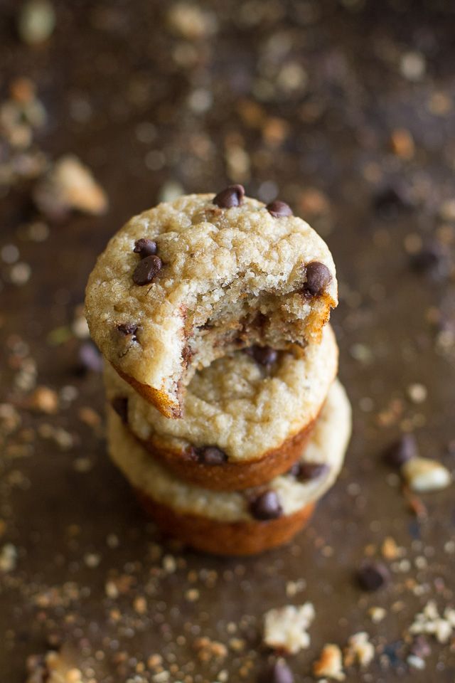 Mini Banana Oat Greek Yogurt Muffins - a healthy bite-sized snack that's PERFECT for kids (or anyone)! Made with NO flour, oil, or refined sugar, these fluffy little muffins are a delicious and easy breakfast or snack {gluten free, flourless, kid friendly, recipe} | runningwithspoons.com