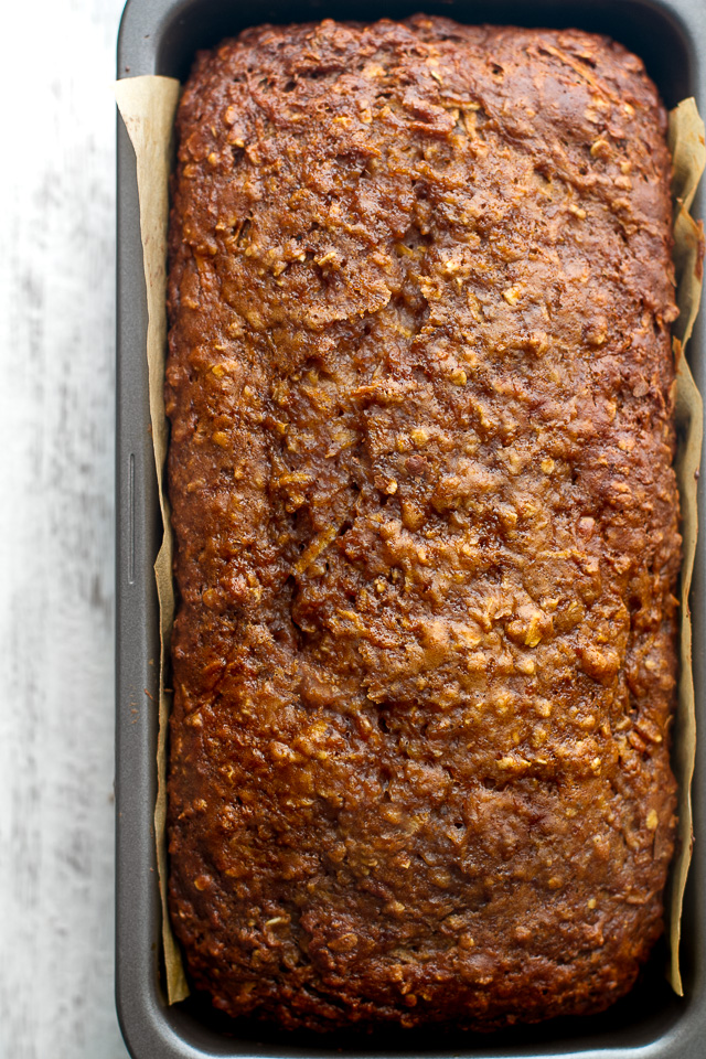 This One Bowl Greek Yogurt Apple Oat Bread recipe is made without butter, oil, or refined sugar, but so tender and flavourful that you’d never be able to tell it's healthy! | runningwithspoons.com