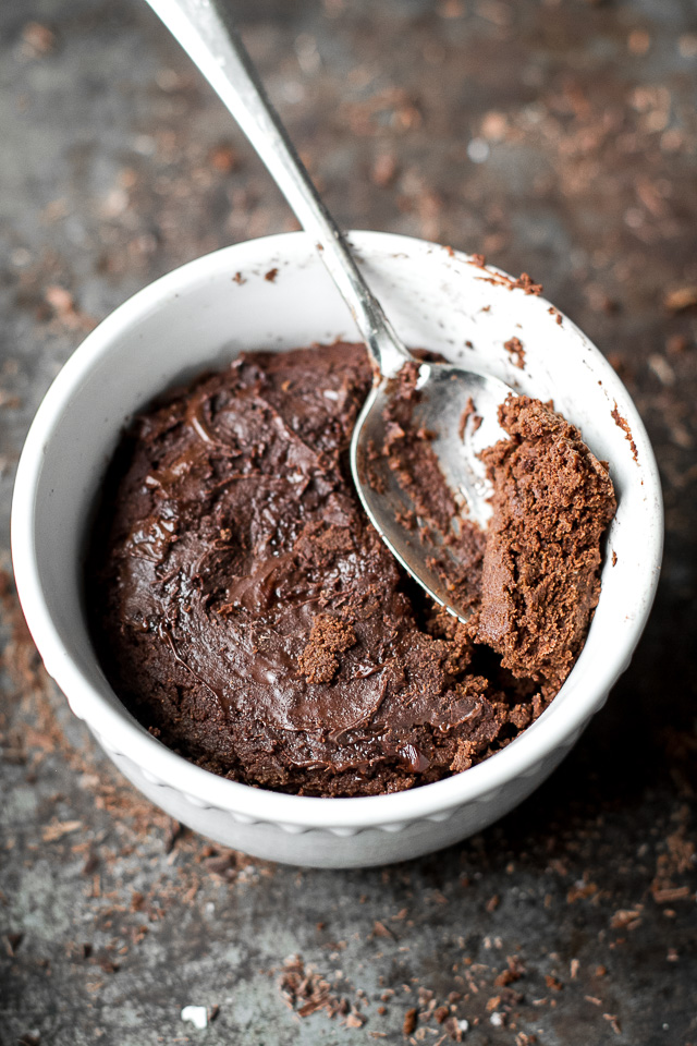 This healthy Two Minute Sweet Potato Brownie recipe is so fudgy, dense, and chocolatey, that you'd never be able to tell it's made with NO flour, NO butter, and NO oil! | runningwithspoons.com {vegan, paleo, gluten free}