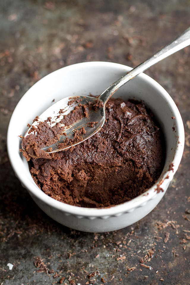 This healthy Two Minute Sweet Potato Brownie recipe is so fudgy, dense, and chocolatey, that you'd never be able to tell it's made with NO flour, NO butter, and NO oil! | runningwithspoons.com {vegan, paleo, gluten free}