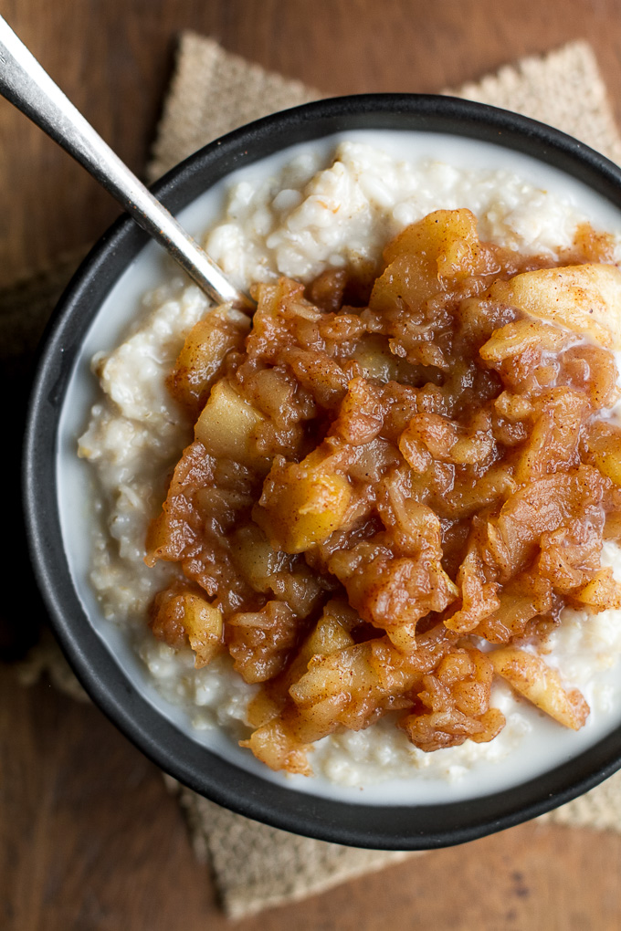 Homemade applesauce that's so delicious and easy to make, you'll never want to buy store-bought applesauce again! Perfect to use in recipes, as a topping, or just to eat on its own | runningwithspoons.com