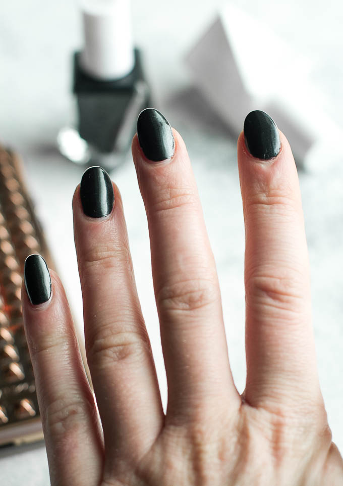 black-nail-polish