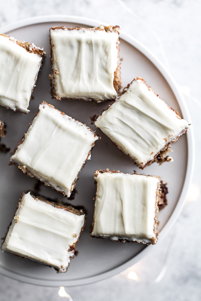 Healthy Banana Cake made without butter or oil, but so tender and flavourful that you’d never be able to tell. Topped with a lightened-up cream cheese frosting, this delicious banana-flavoured cake feels decadent but is actually surprisingly healthy | runningwithspoons.com