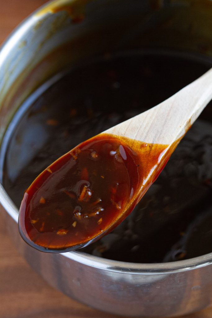 An easy homemade teriyaki sauce that's full of flavour and made without any nasty ingredients! Easily made gluten-free and vegan, it's so good that you'll never go back to store-bought.