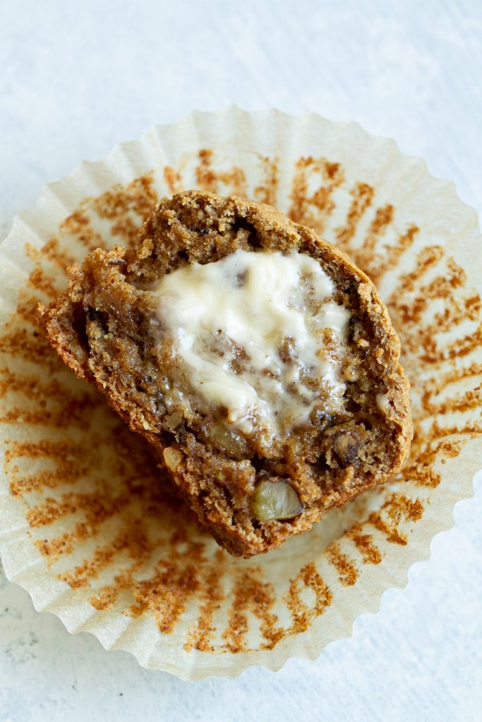 Healthy Banana Nut Muffins that are so light, tender, and loaded with flavour, you’d never know they were made without flour, oil, eggs, or refined sugar!