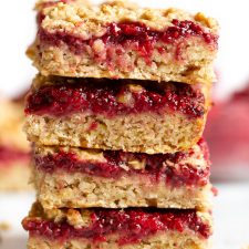 Strawberry Banana Oat Bars-image